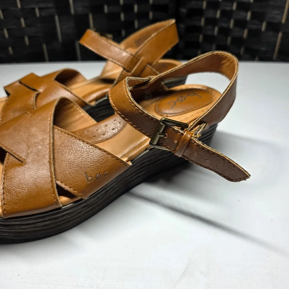 b.o.c. Born Concept Women Brown Faux Leather Wedge Sandals Size 8M Z30041